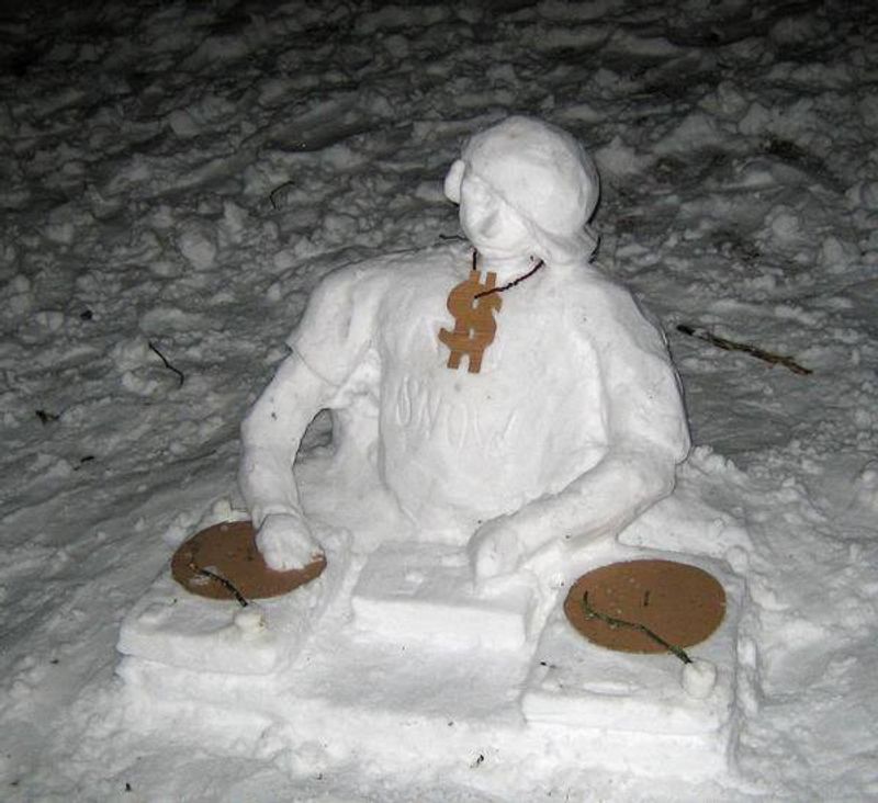 Dj Snowman